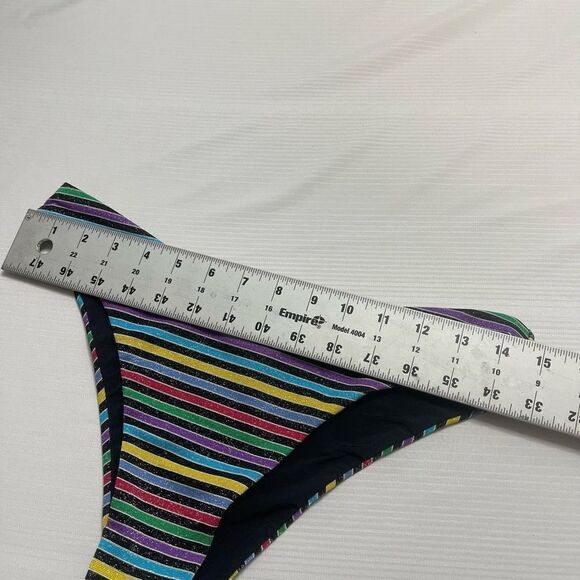 WEWOREWHAT Stripe Bikini Bottoms Size Medium New - Picture 6 of 6